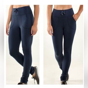 Discontinued Lululemon Skinny Will Pant from 2013 Inkwell Size 4